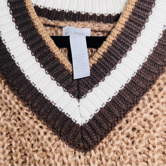 Melrose knitted Vest in size M - Picture 7 of 12